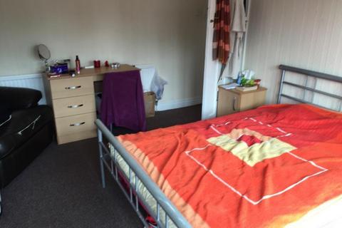 5 bedroom house share to rent, Beeley Street, Salford M6