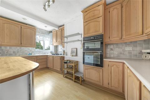 14 Priory Close, Dartford, DA1 2JE