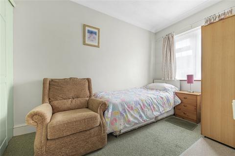 14 Priory Close, Dartford, DA1 2JE