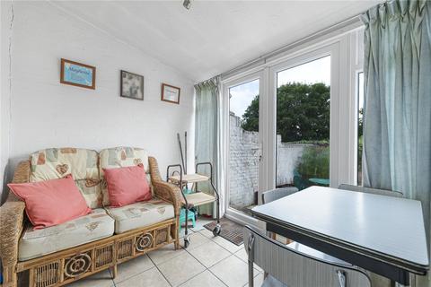 14 Priory Close, Dartford, DA1 2JE