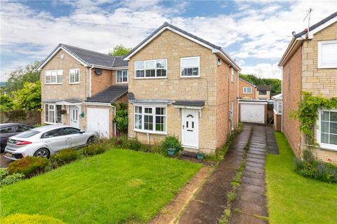 3 bedroom detached house for sale, Sandholme Drive, Burley in Wharfedale, Ilkley, West Yorkshire, LS29
