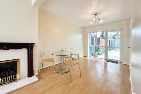 8 Hartley Close, Blackwater, Camberley, GU17 0DE