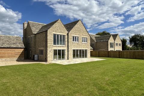 5 bedroom detached house for sale, Bampton OX18