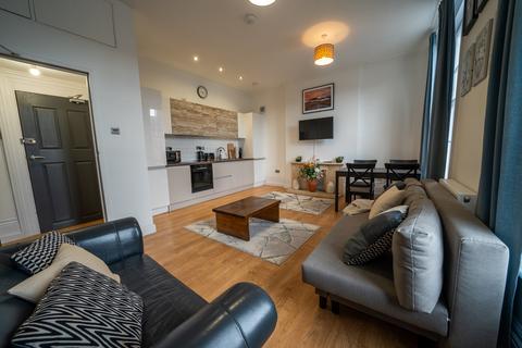 1 bedroom flat to rent, High Street, Christchurch