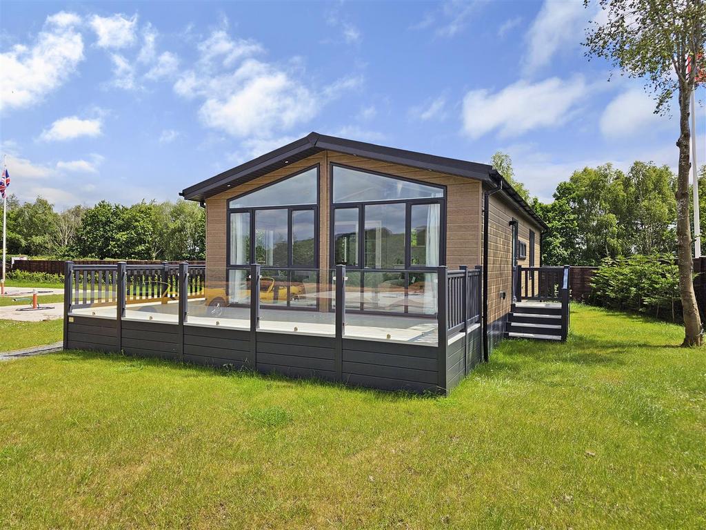 Show Lodge
