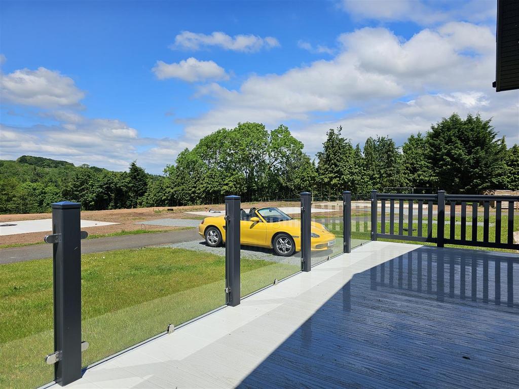 Show Lodge