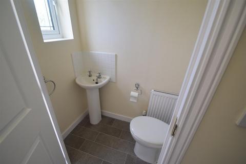 3 bedroom house for sale, Cardinals Close, Donnington Wood
