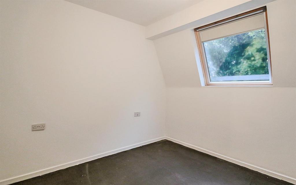 Harvey Goodwin Gardens, Cambridge CB4 Apartment £1,150 pcm (£265 pw)