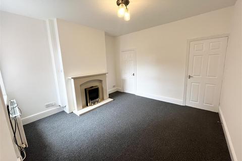 2 bedroom house to rent, George Street, Sandbach CW11