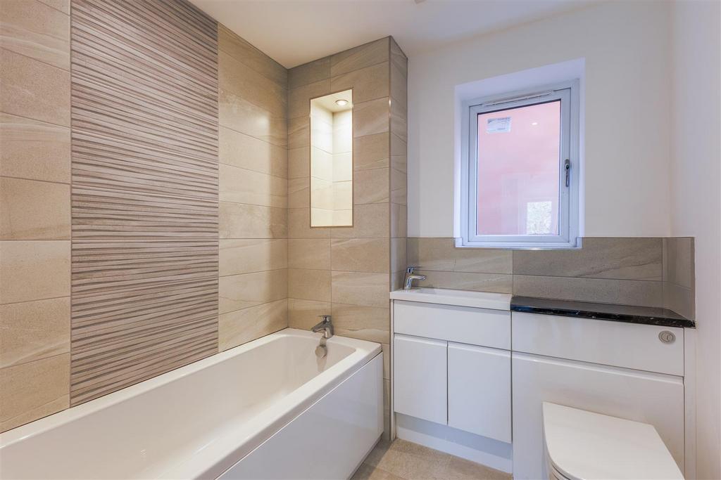 6 R1 A6514-HDR.jpg