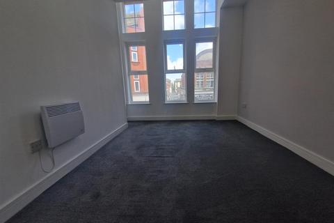 2 bedroom house to rent, Bradshawgate Leigh, Greater Manchester