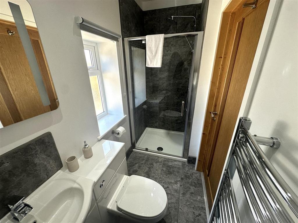 Ensuite Shower Room