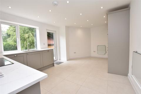 10 Stoney Lane, Chapelthorpe, Wakefield, WF4 3JN