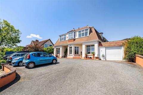 Guest house for sale, 72 Edgcumbe Avenue, Newquay TR7