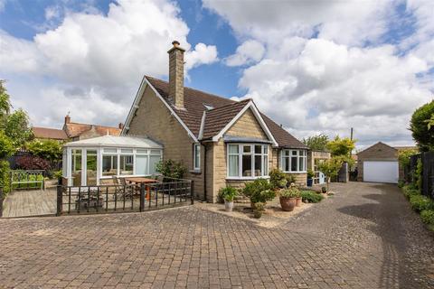 4 bedroom detached bungalow for sale, Main Street, Middleton, Pickering