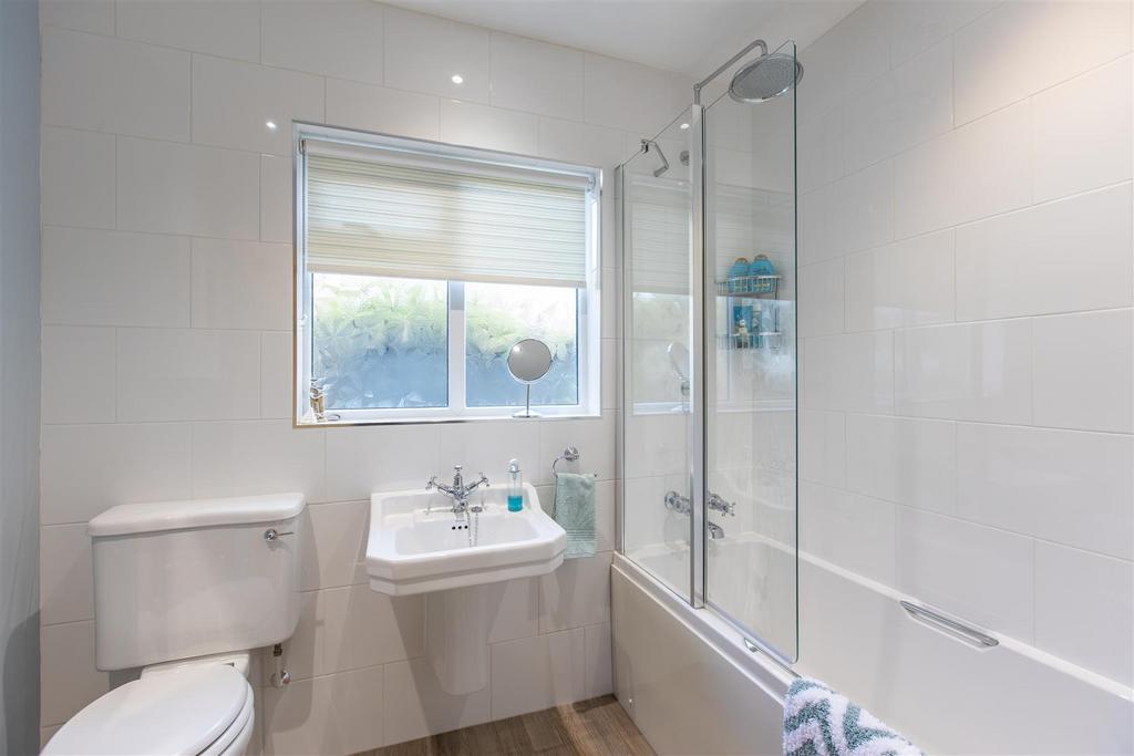 Haydon Croft Bathroom-1.jpg