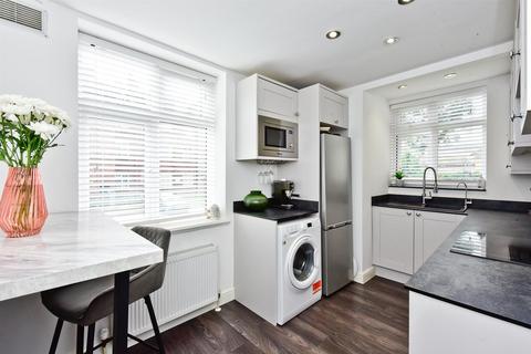 2 bedroom apartment for sale, Oakleigh Road North, London N20