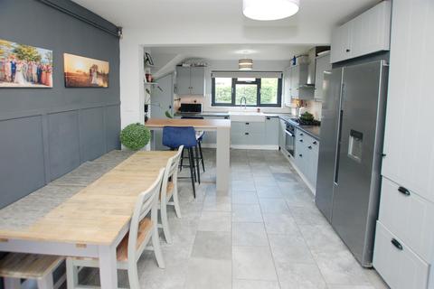 24 Greenfrith Drive, Tonbridge, TN10 3LQ
