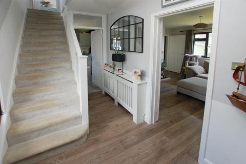 24 Greenfrith Drive, Tonbridge, TN10 3LQ