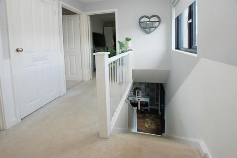 24 Greenfrith Drive, Tonbridge, TN10 3LQ