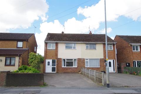 3 bedroom semi-detached house to rent, Ermin Street, Swindon SN3