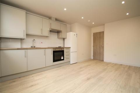 1 bedroom apartment to rent, Roman Road, London