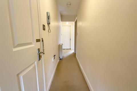 2 bedroom apartment for sale, St. Johns Road, Scarborough