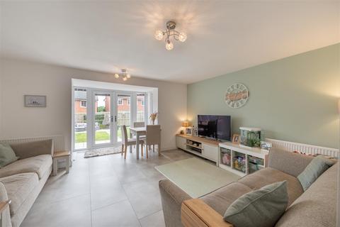 20 Ascot Drive, North Gosforth, Newcastle Upon Tyne, NE13 6PN