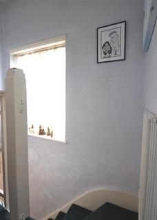 19 Oxford Close, London, N9 0NB