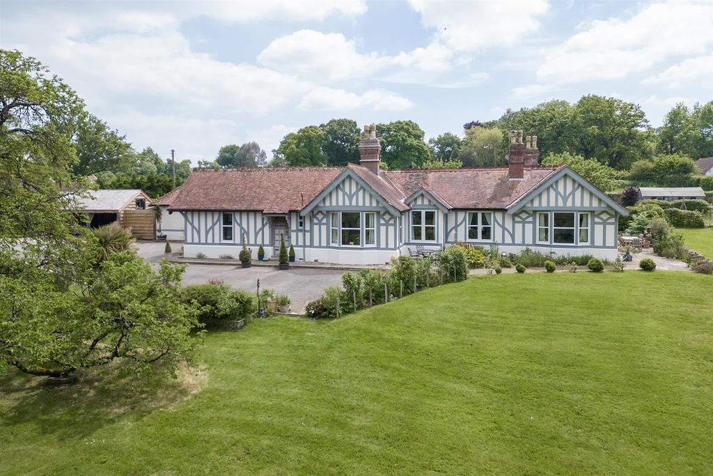 Fairacre Drone.8. Front elevation