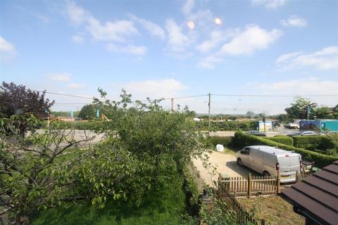 3 bedroom terraced house for sale, Station Road, Bow Brickhill, Milton Keynes