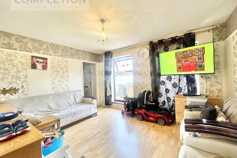 4 bedroom terraced house for sale, Romany Gardens, London E17