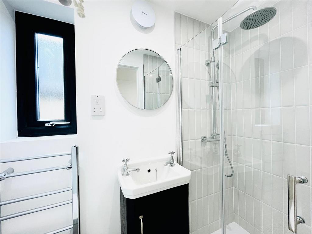 Bathroom.jpeg