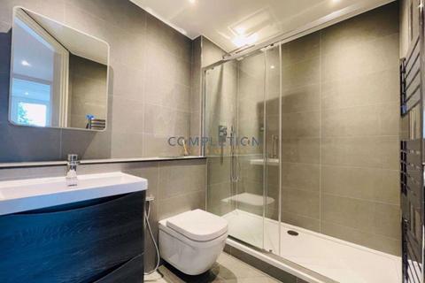 1 bedroom flat for sale, South Wharf Road, London W2