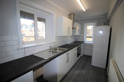 2 bedroom apartment to rent, Duoro Terrace