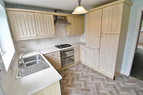 2 bedroom semi-detached bungalow for sale, Montgomery Rd, Whitnash, Leamington Spa