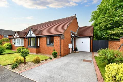 2 bedroom semi-detached bungalow for sale, Montgomery Rd, Whitnash, Leamington Spa