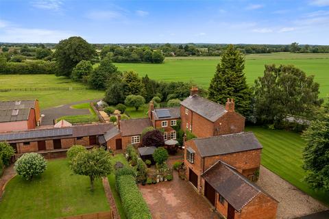 7 bedroom equestrian property for sale, Long Lane Farm, Long Lane, Telford, TF6 6HA