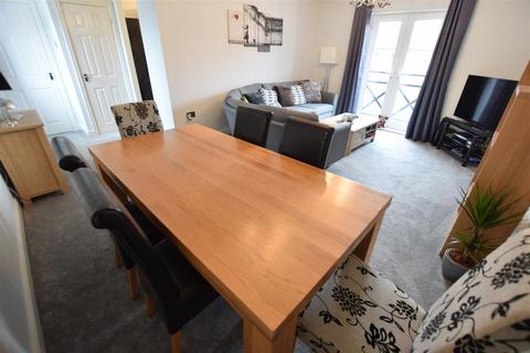 112 Kittiwake Drive, Portishead, Bristol, BS20 7PN