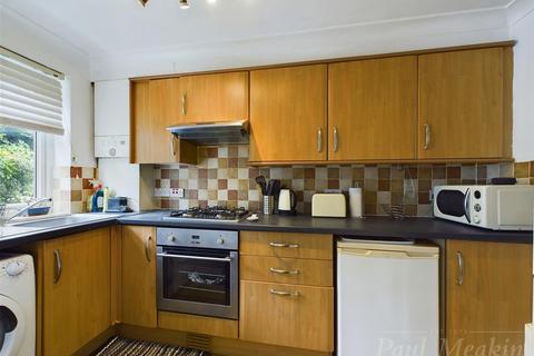 1 bedroom flat for sale, Holmbury Grove, Featherbed Lane, Croydon