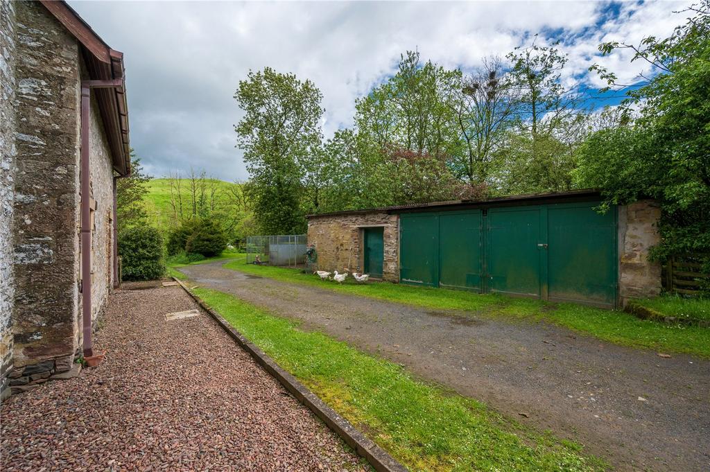 Garages and Kennels