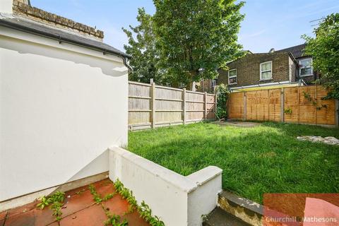 4 bedroom house for sale, Burns Road, NW10