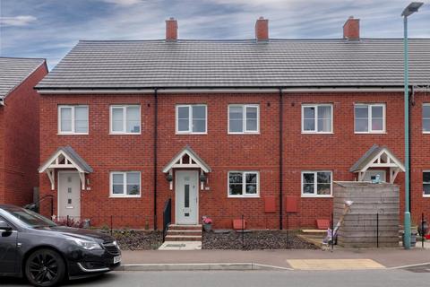 3 bedroom terraced house for sale, Great Oldbury Drive, Great Oldbury, Stonehouse