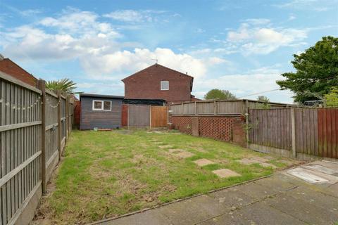 3 bedroom semi-detached house for sale, Hayhead Close, Kidsgrove