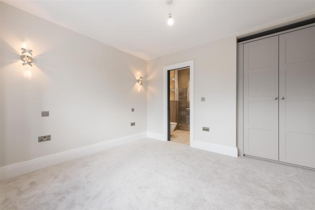 Kents Cottage, Kents Close Solihull, B92 7 QH 26.jp