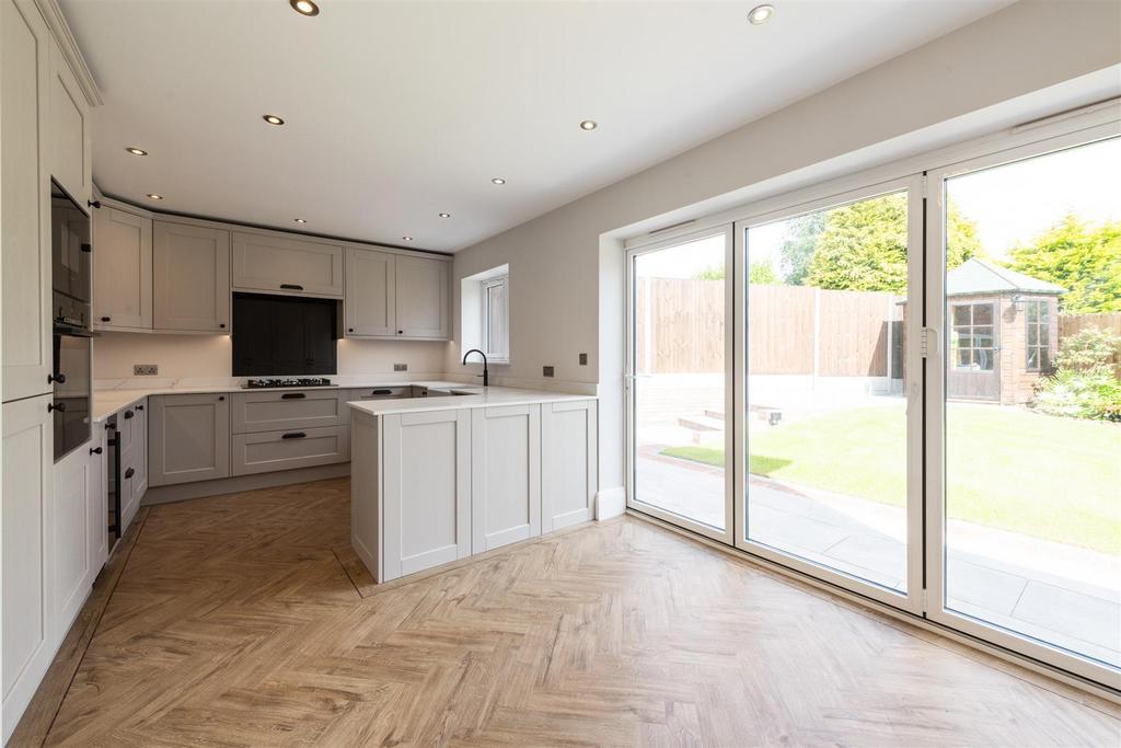 Kents Cottage, Kents Close Solihull, B92 7 QH 8.jpg