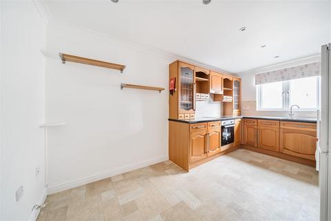 7 Hollybush Close, Acton Turville, Badminton, GL9 1JJ