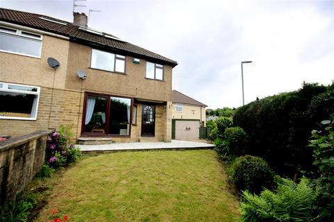 4 bedroom semi-detached house for sale, Meadow Drive, Halifax HX3