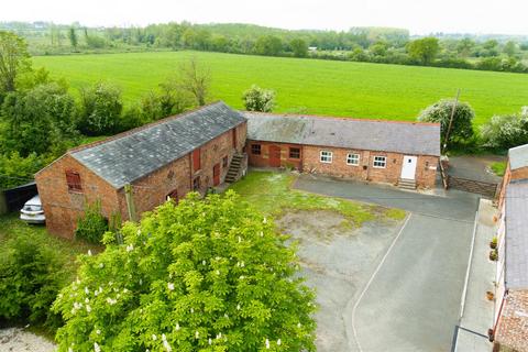 Country house for sale, Buck Road, Commonwood, Nr Wrexham.