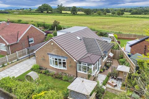 3 bedroom detached bungalow for sale, Drakes Way, Malpas